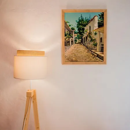 La Petite Vue, Paranthese Enchantee Sous La Cite